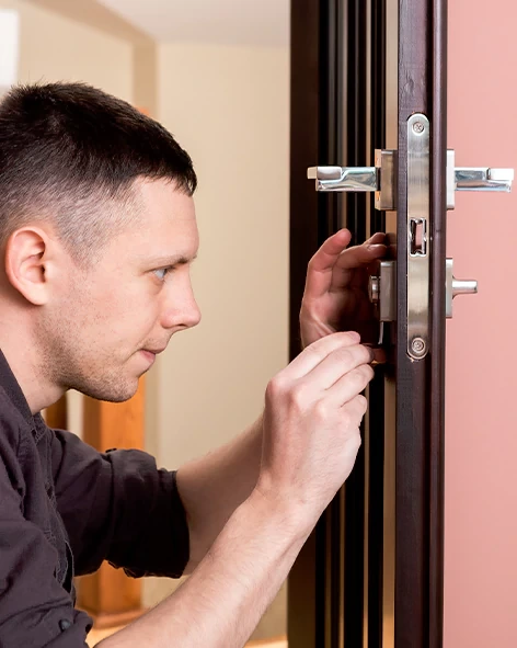 : Professional Locksmith For Commercial And Residential Locksmith Services in Rolling Meadows